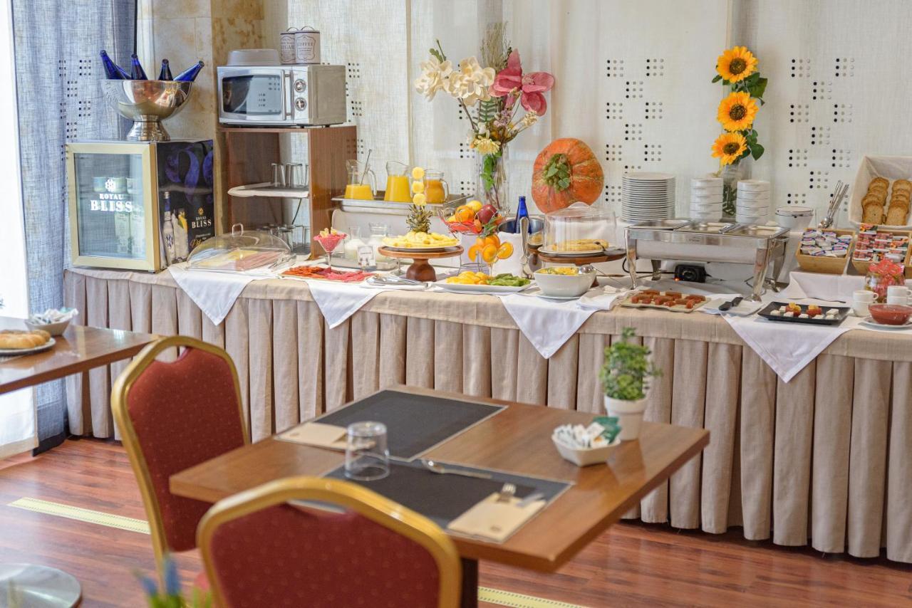 Hospedium Hotel Casino Del Tormes Salamanka Zewnętrze zdjęcie